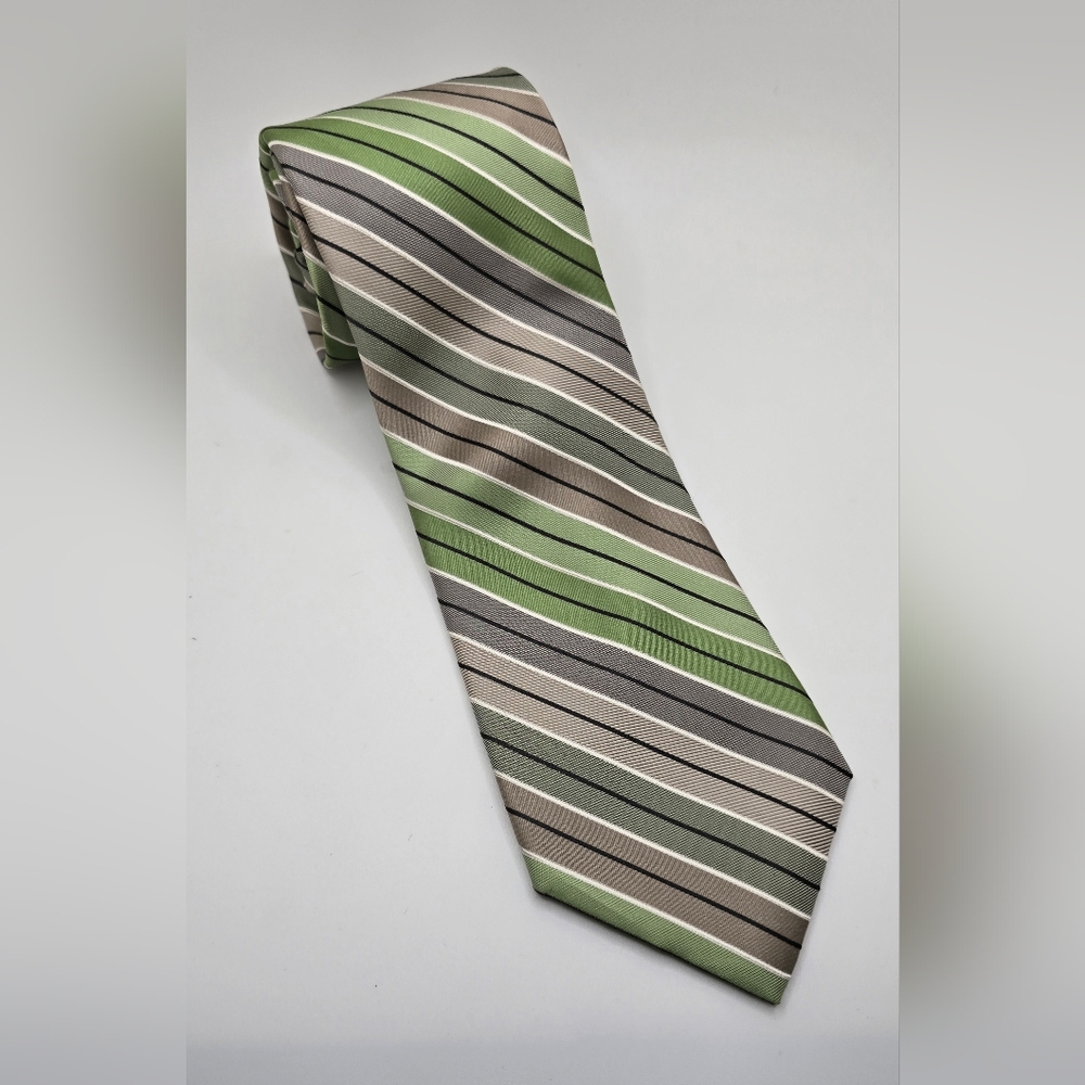 Perry Ellis Men's Neck Tie 100% Silk 59” X 3” Lime Green W/Silver Stripes EUC